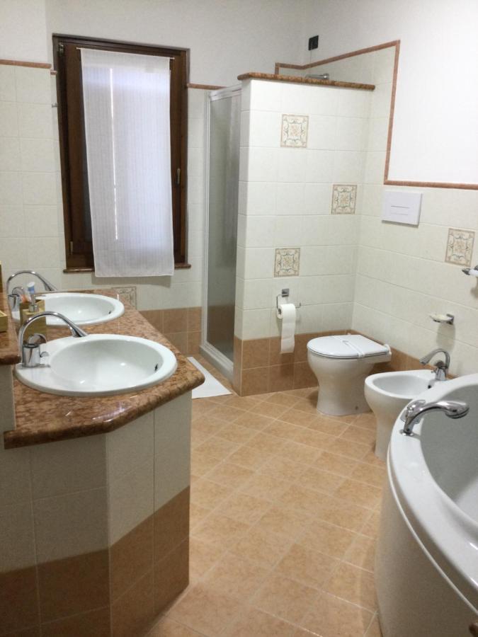 B&B Corte Sant'Angelo Passirano Exterior photo